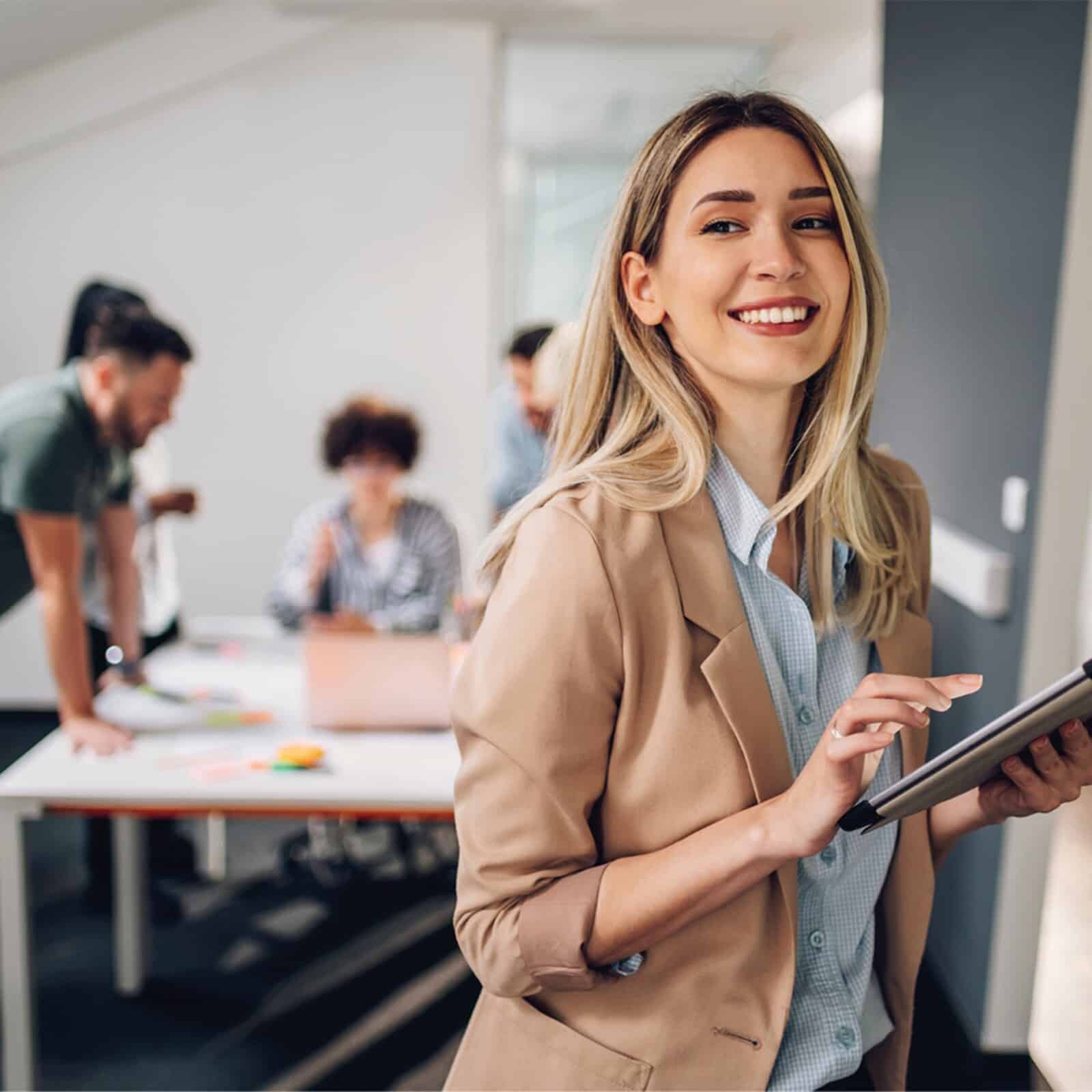 Pourquoi travailler avec nous ?